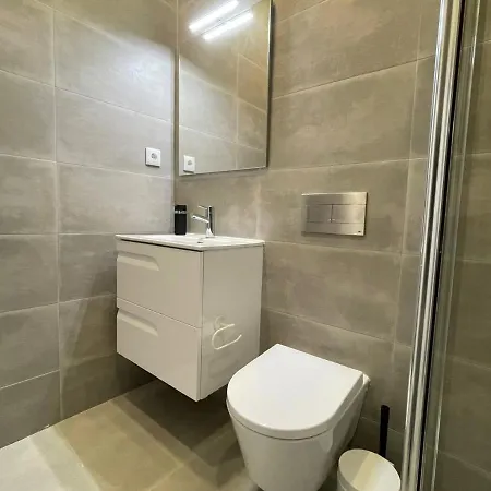 Comfort By The Garden Apartment